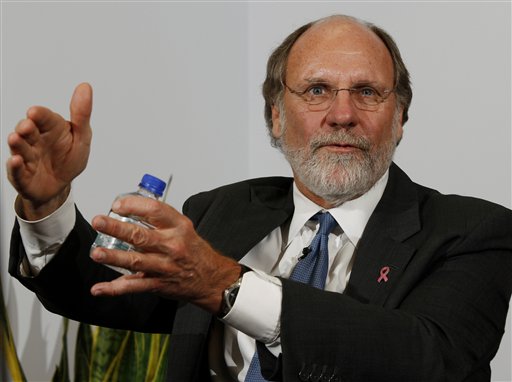 Former New Jersey Gov. Jon S. Corzine answers a question during an interview with the Associated Press, in Trenton, N.J., in 2009. (AP/Mel Evans)