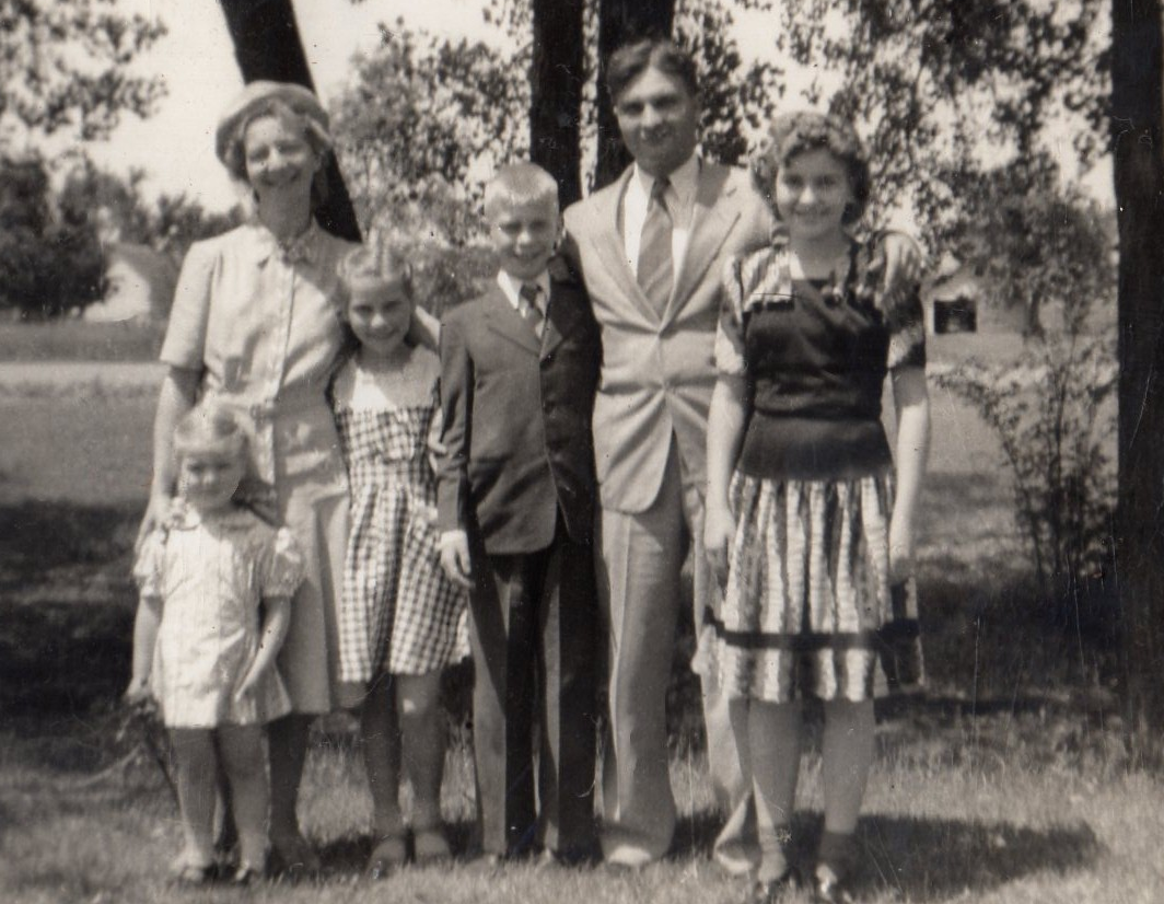 Mary Lou's family in Kansas in 1944. Mary Lou is on the far right (Courtesy of Mary Lou Goertzen)