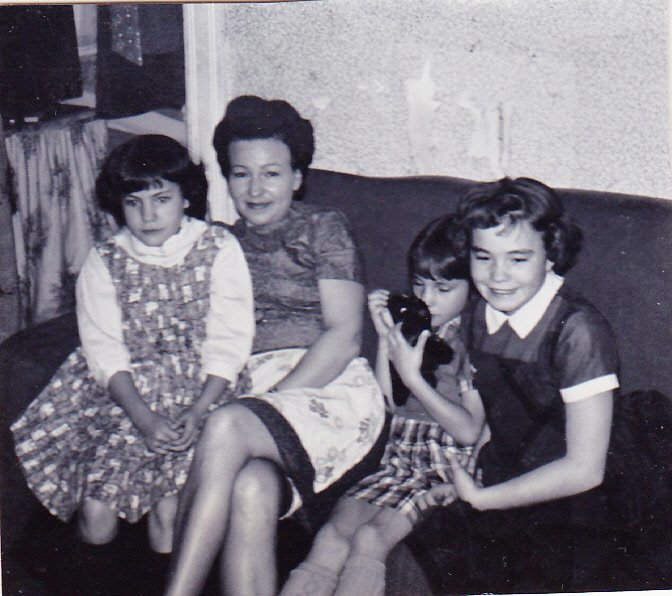 The author's husband's grandmother Betsy with her children (Courtesy of Felisa Rogers)