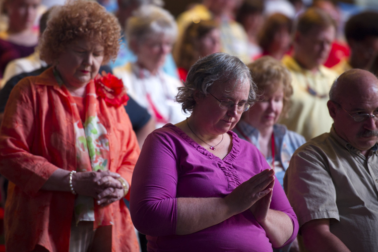 Will the prayers of Iowa voters be answered? (Reuters/Daniel Acker)