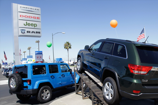 A Chrysler dealership in San Jose, Calif. (AP/Paul Sakuma)