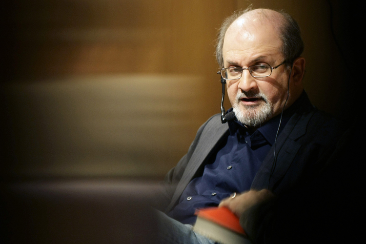 Salman Rushdie (Gustau Nacarino / Reuters)