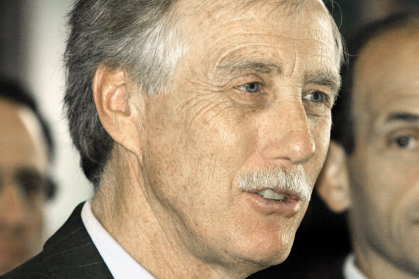 Angus King (AP/Pat Wellenbach)
