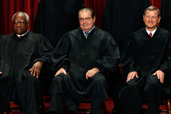 Clarence Thomas, Antonin Scalia and John Roberts (Reuters/Larry Downing)