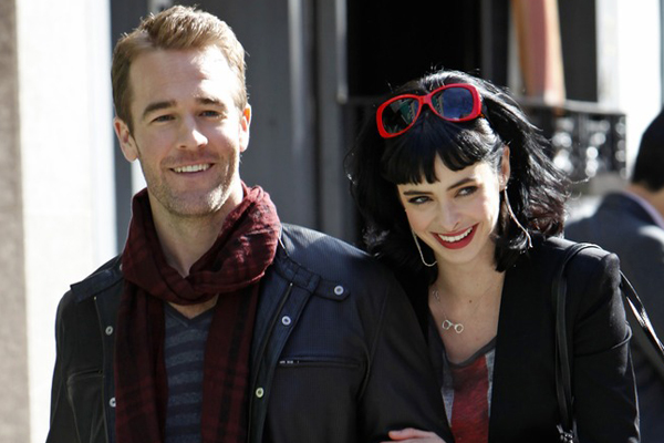 James Van Der Beek and Krysten Ritter in "Don't Trust the B---- in Apartment 23"