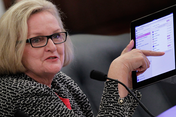 Claire McCaskill holds up her iPad during a hearing of the Subcommittee on Consumer Protection, Product Safety, and Insurance in May, 2011. (AP/Alex Brandon)