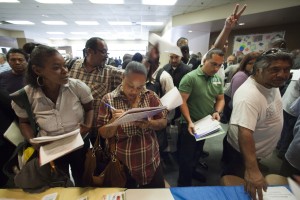 Job fair applicants in Los Angeles, Calif., May 31, 2012