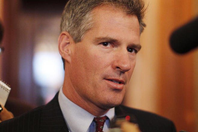 Scott Brown (AP/Charles Dharapak)