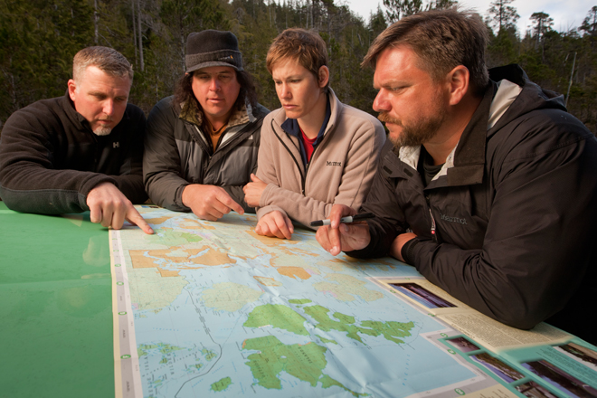 Cliff Barackman, James "Bobo" Fay, Ranae Holland and Matt Moneymaker  in "Finding Bigfoot"