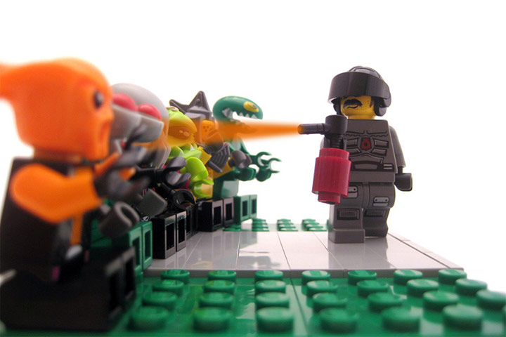 (PepperSprayingCop.Tumblr.com)