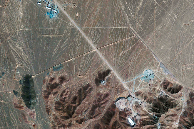 Aerial photograph of suspected Iranian nuclear sites (Reuters/Ho New)