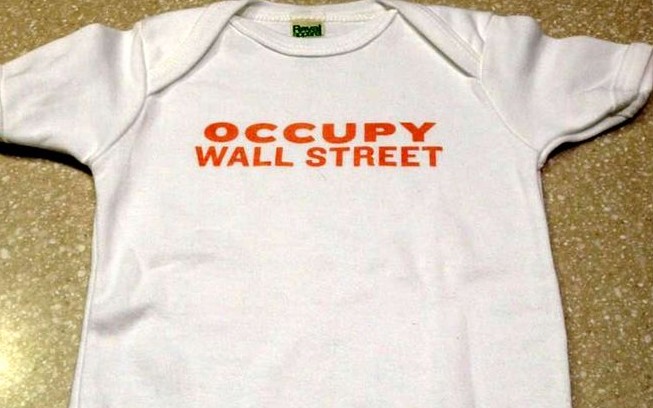Occubaby's onesie (Dedrick-Grodt Family, via The Daily)