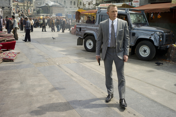 Daniel Craig stars as James Bond in "Skyfall." (Francois Duhamel)