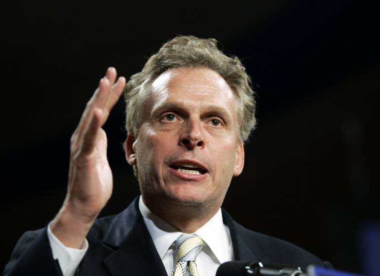 Terry McAuliffe (AP/Elise Amendola)