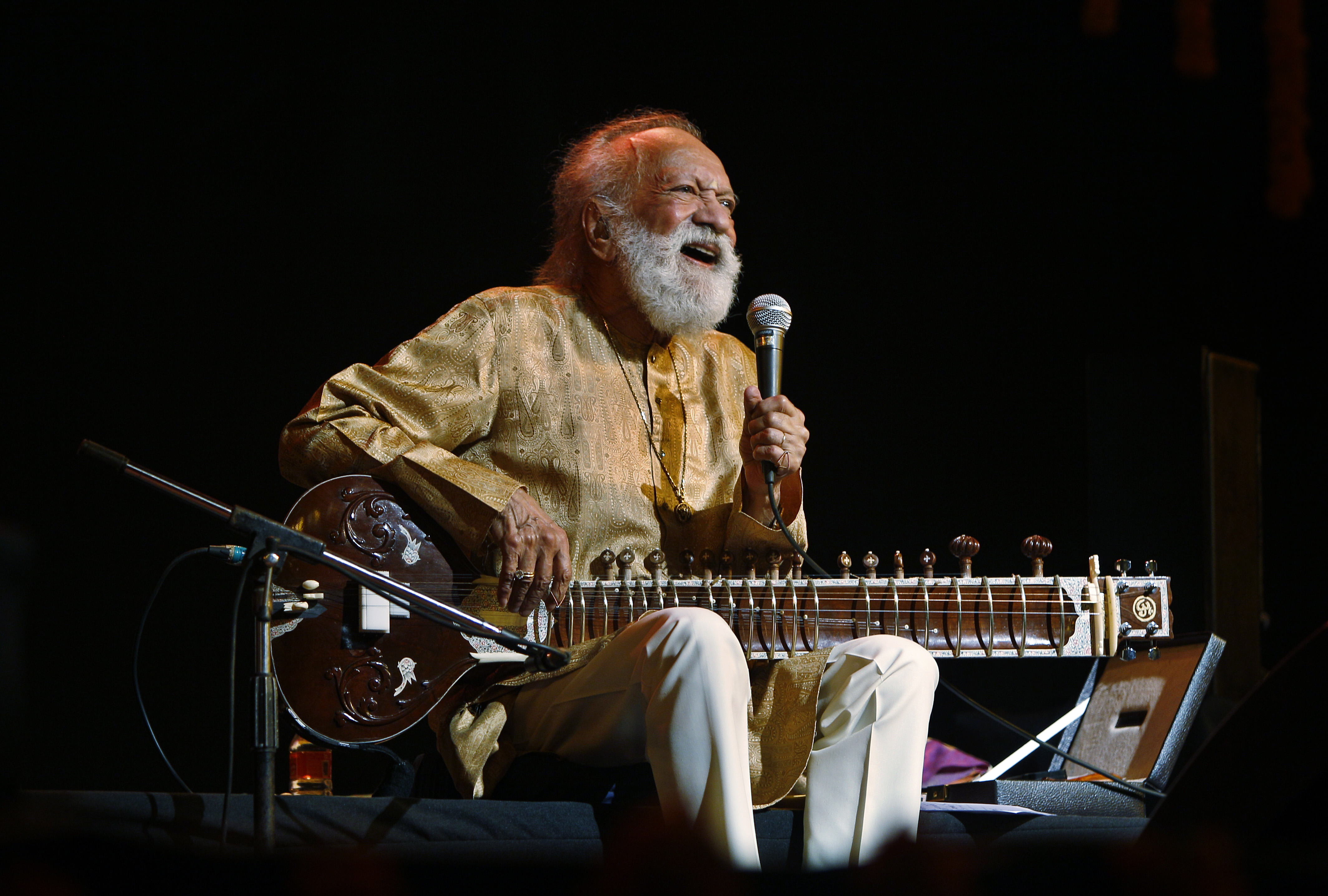 Ravi Shankar (AP/Aijaz Rahi)