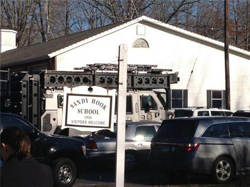 State police swat vehicle enters school driveway (Via @AnthonyOnFOX)