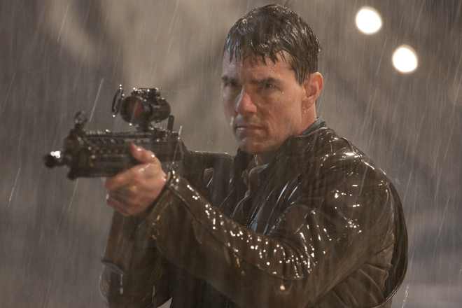 Tom Cruise in "Jack Reacher"