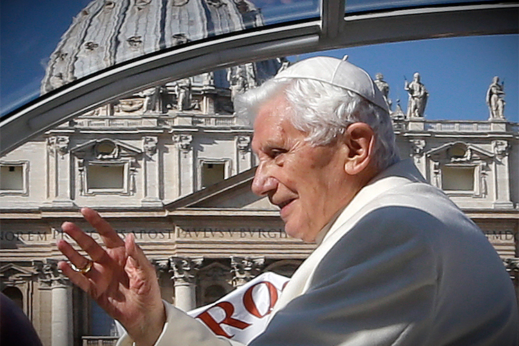 (AP/Alessandra Tarantino)