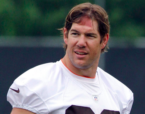 NFL linebacker Scott Fujita (AP)