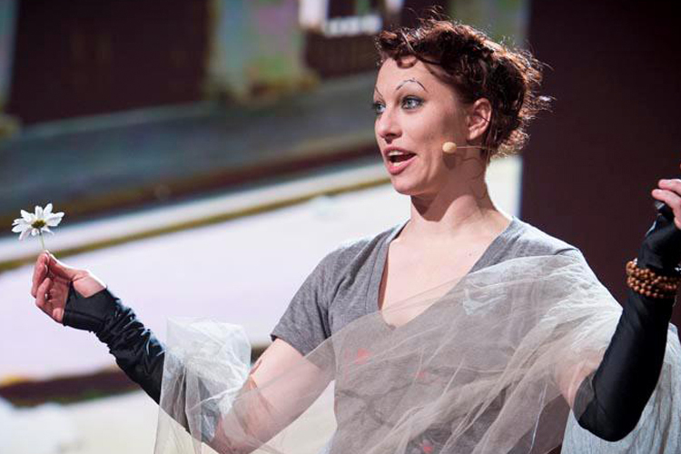 Amanda Palmer (Facebook)