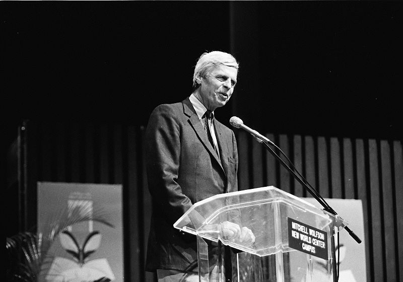 George Plimpton at the Miami Book Fair International, 1987 (Wikimedia Commons)