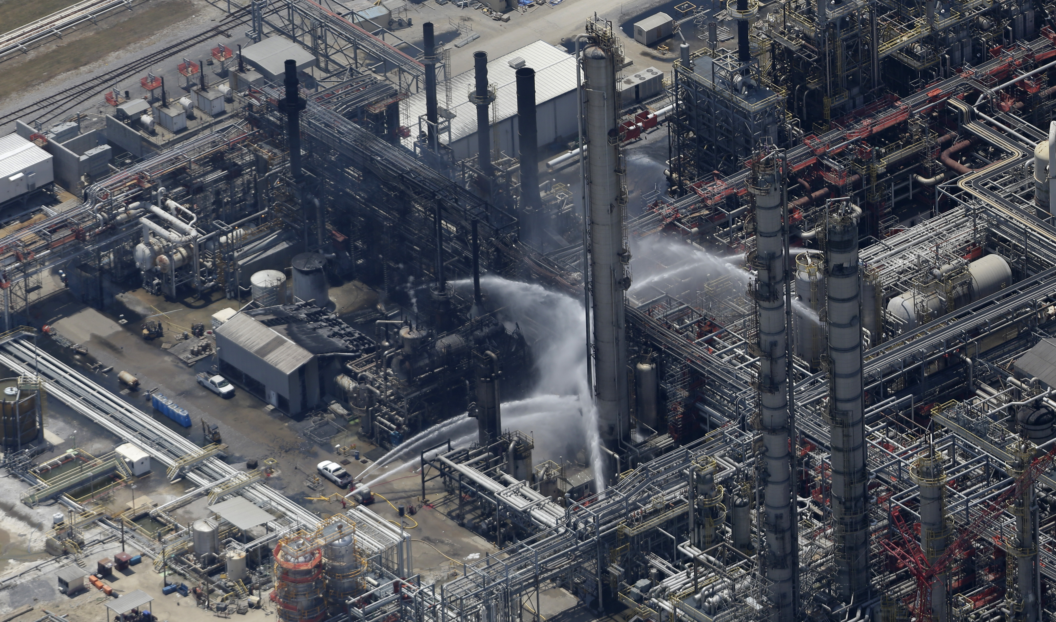 A chemical plant fire is seen in this aerial photo about twenty miles southeast of Baton Rouge, in Geismer, La., Thursday, June 13, 2013. (AP/Gerald Herbert)