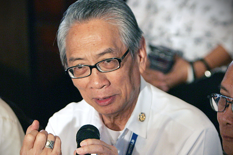 Roman Catholic Archbishop Oscar Cruz (AP/Bullit Marquez)