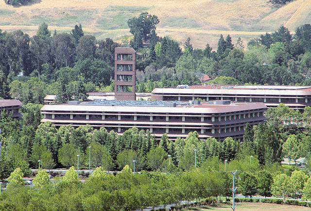 Chevron Corporation headquarters in San Ramon, California. (Wikimedia Commons)