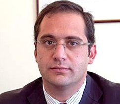 Issa Kort (Wikipedia)