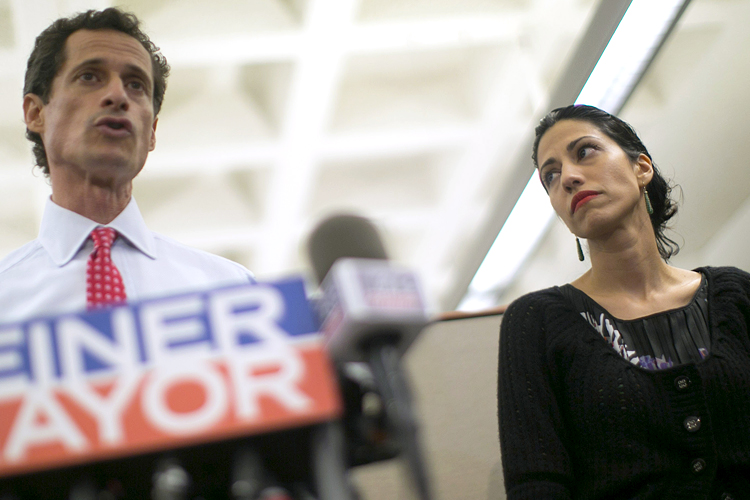 Anthony Weiner and his wife Huma Abedin at a news conference in New York, July 23, 2013. (Reuters/Eric Thayer)