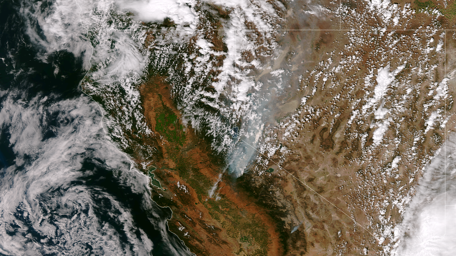 A satellite image of the Rim Fire taken on Aug. 25, 2013 (NASA/NOAA)