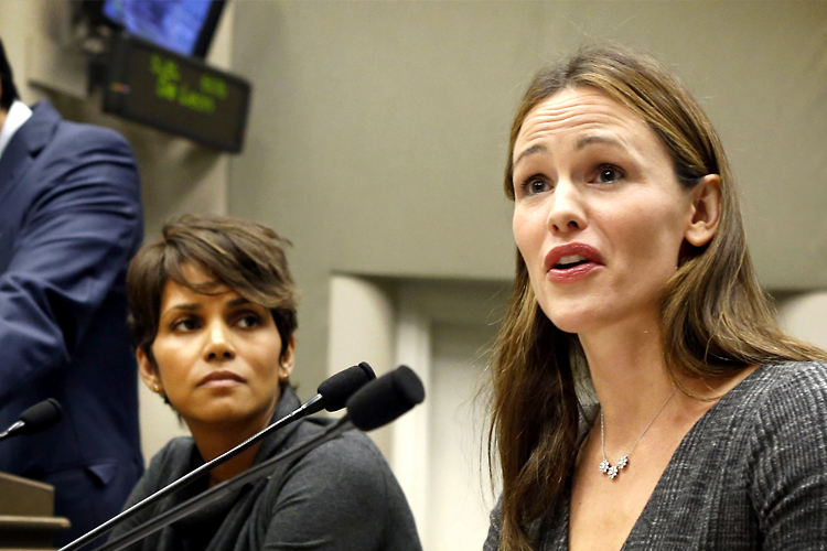 Halle Berry, Jennifer Garner (AP/Rich Pedroncelli)
