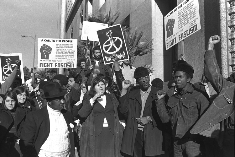 Demonstrators outside the Los Angeles Hall of Justice during a preliminary hearing for 17 Black Panthers. January 6, 1970 (AP/Dick Strobel)