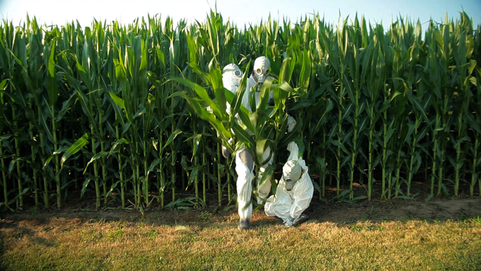 A still from Jeremy Seifert's documentary "GMO OMG" (GMO OMG)