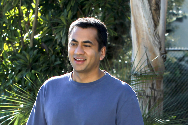 Kal Penn i (CBS/Sonja Felmming)