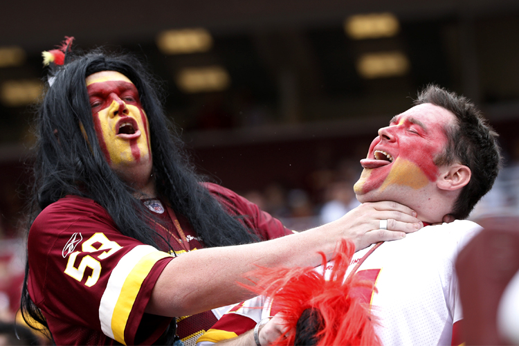 Washington Redskins fans (Reuters/Jason Reed)