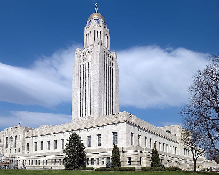 Nebraska state capitol (Wikimedia Commons)
