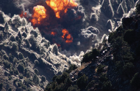 Airstrikes on Tora Bora, Afghanistan, 2001 (Wikimedia/U.S. Gov)
