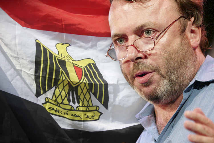 Christopher Hitchens (Reuters/Shannon Stapleton/Mohamed Abd El Ghany)