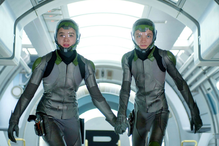 Hailee Steinfeld and Asa Butterfield in "Ender's Game."