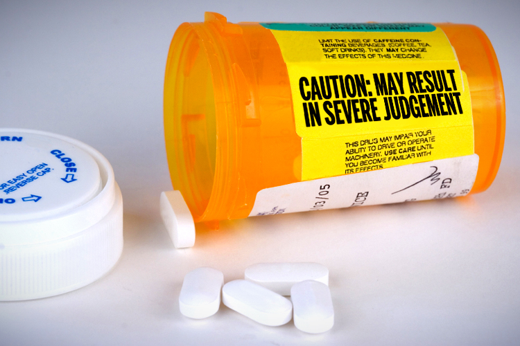 (<a href='uhttp://www.shutterstock.com/pic-6581680/stock-photo-pills-spilling-out-from-a-prescription-bottle.html?src=hc7A1Rl6BW5Wl4k4KKQdUA-2-93'>Stephen VanHorn</a> via <a href='http://www.shutterstock.com/'>Shutterstock</a>/Salon)