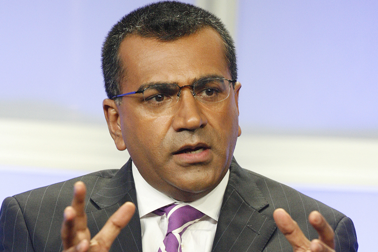 Martin Bashir (Reuters/Fred Prouser)