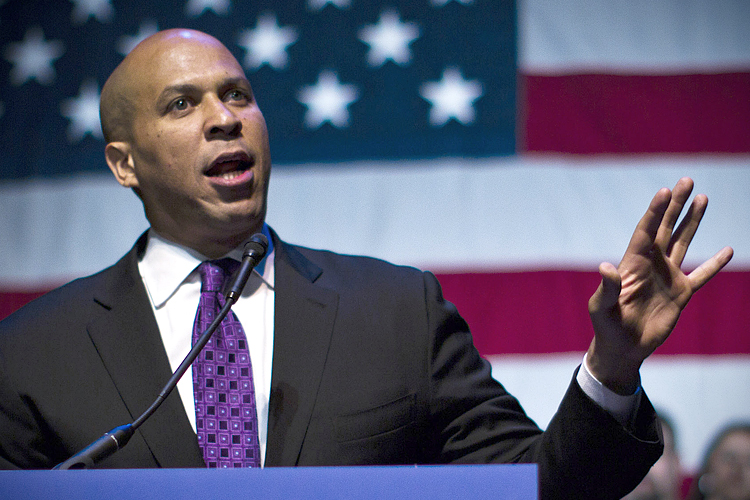 Cory Booker (Reuters/Eduardo Munoz)
