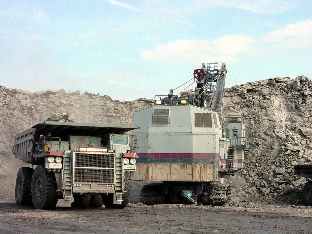 Mining operations, Charleston, WV (Amanda Haddox/Shutterstock)