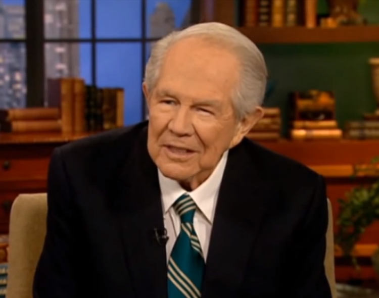 (<a href="http://www.rightwingwatch.org/content/robertson-hypnosis-leads-demonic-possession">Screen shot, Right Wing Watch</a>)