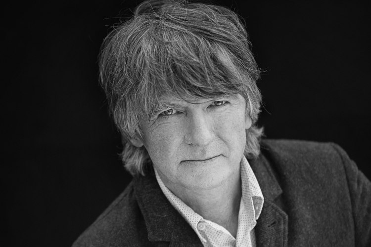Neil Finn (Jen Carey)