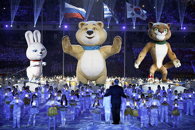 Large mascots and children perform during the closing ceremony of the 2014 Winter Olympics, Feb. 23, 2014. (AP/Charlie Riedel)