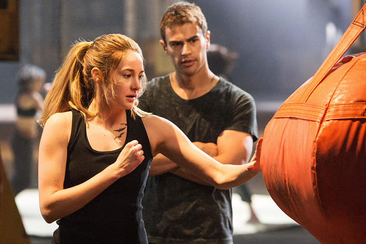 Shailene Woodley and Theo James in "Divergent"