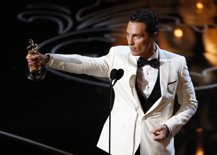 Matthew McConaughey accepts the Oscar for best actor for his role in "Dallas Buyers Club" at the 86th Academy Awards in Hollywood, California March 2, 2014. (REUTERS/Lucy Nicholson)