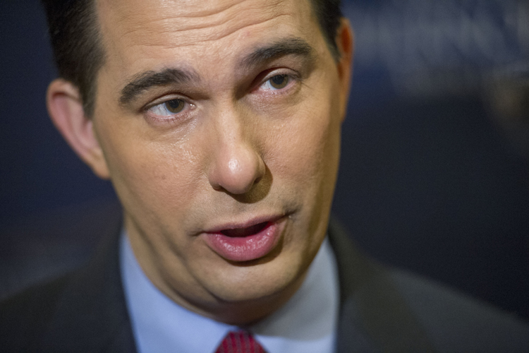 (AP/Cliff Owen)